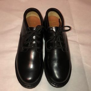 Short black work boots